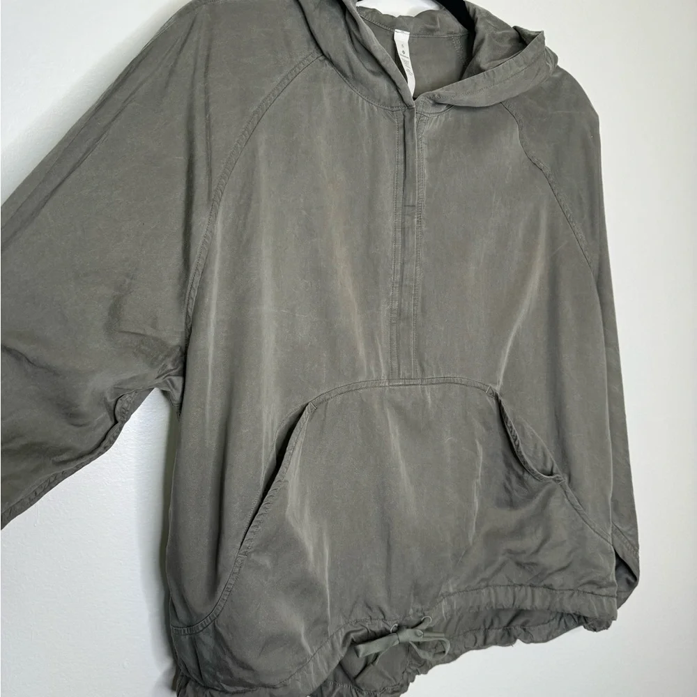 🖤 Lululemon athletica Olive Green Jacket - Picture 8 of 11